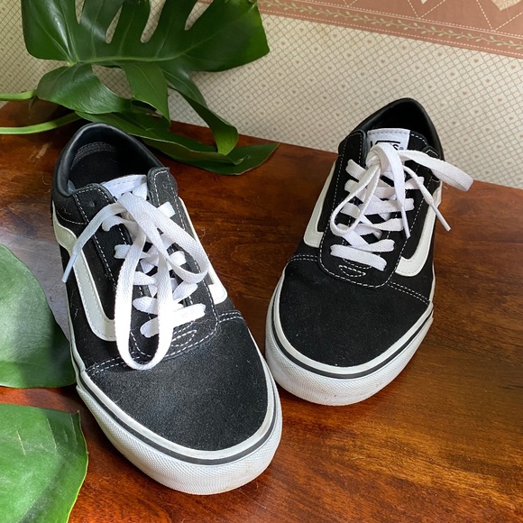 Vans Classic Old Skool Black and white Skate Shoe size US women's 7.5 - Picture 4 of 9